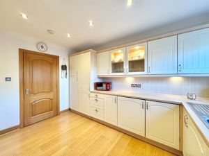 Photo 17- click for photo gallery